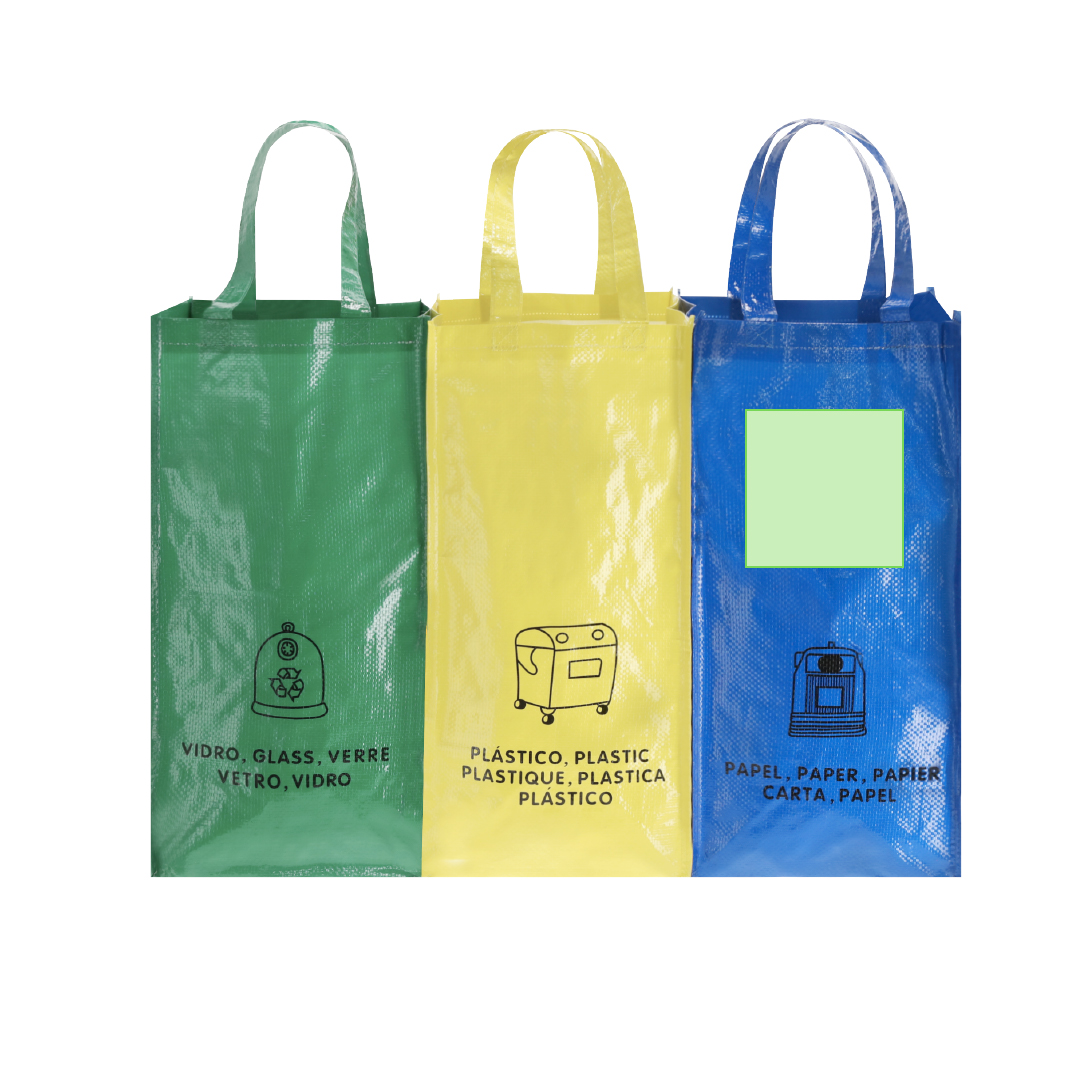 Sur le sac vert